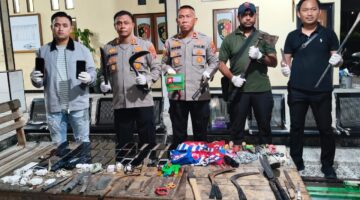 Razia Gabungan di Lapas Kelas II Nabire, 38 HP dan Senjata Tajam Diamankan, Diduga Terkait Pelarian 19 Napi
