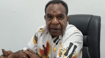Ketua BK DPR Papua Tengah Apresiasi Langkah Bupati Paniai dan Bupati Deiyai Hadirkan BBM Melalui Jalur Udara