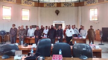 DPRK Nabire Gelar Rapat Dengar Pendapat Bahas Penertiban Togel dan Miras, Tokoh Adat hingga Gereja Desak Penindakan Tegas